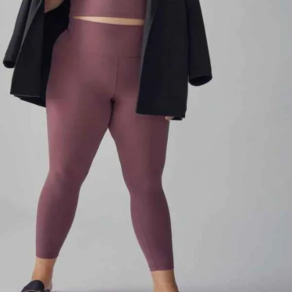 Athleta Transcend 7/8 Tight - Picture 2 of 5